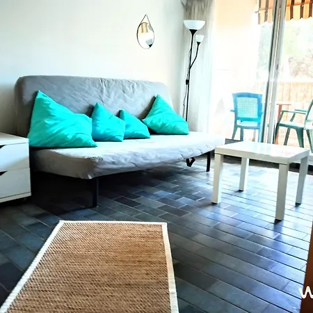 Beau Studio Pres Des Plages Port De Appartamento Hyères